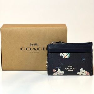 ‼️SALE ‼️ Coach Snowman Print 3 in 1 card case wallet